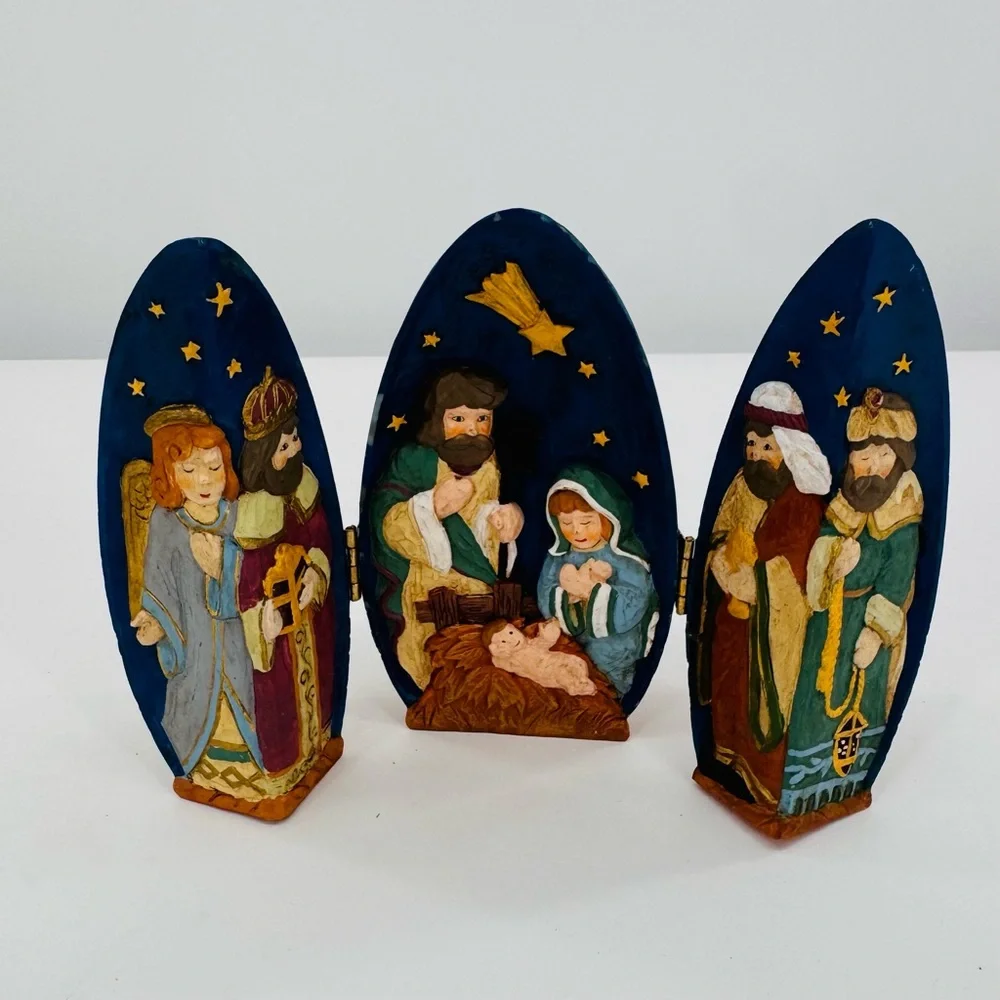 Vintage Lillian Vernon Tri Fold Egg Shaped Nativity Scene Table‎ Top Decor 5